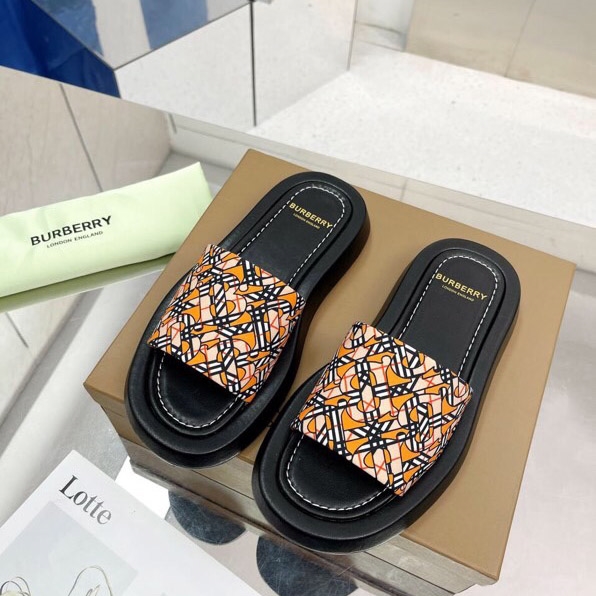 B**rry slippers